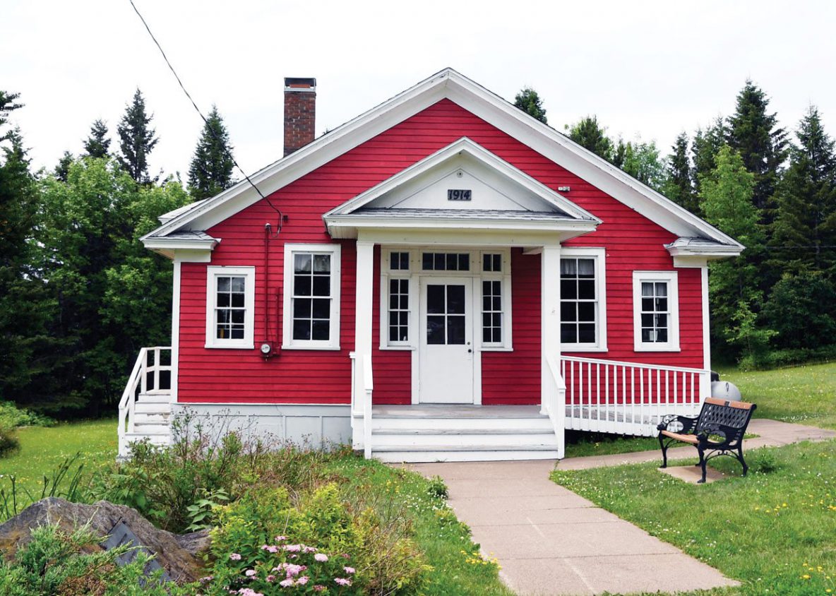 Larsmont Historical School House